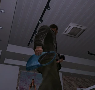 Frank con arma en mano