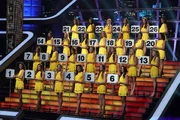 Models of the 2018 Deal or No Deal revival