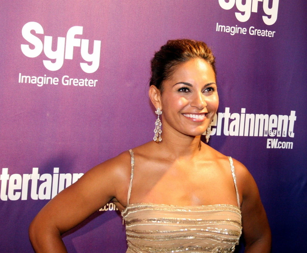 Salli Richardson Whitfield Dear White People Wiki Fandom