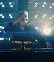 VampDJ-BenSinger.png (978 KB) Ben Singer