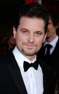 Shea Whigham jako James Turner(Sōichirō Yagami)