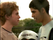 Tumblr l788jfyigq1qc1tpr.jpg (172 KB)