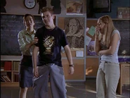 Degrassi-Season-2-Mrs-Kwan-Spinner-Paige-degrassi-10054856-320-240.jpg (22 KB)