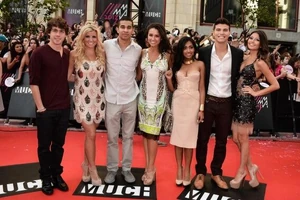 Munro,Jessica,Demetrius,Alicia,Melinda,Luke,Cristine at MMVA 2013 red carpet