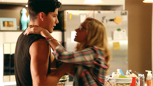 User blog:Redfooo/post the funniest gifs/pictures you ever saw, Degrassi  Wiki