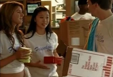 Kim and Darcy thank Spinner for his contributions to the carnival.