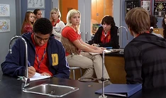 Vlcsnap-2012-04-05-14h13m13s150