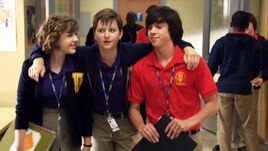Misfits-degrassi-misfits-adam-eli-clare-17010694-593-335
