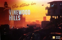 Screen 4.png (509 KB) Blick von den Vinewood Hills auf die Innenstadt von Los Santos