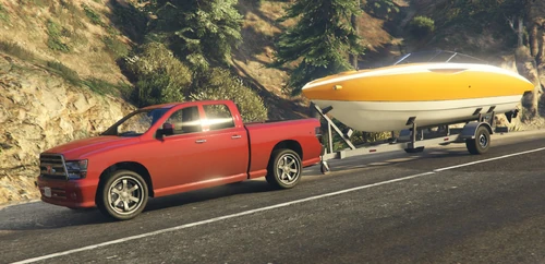 Der Squalo auf einem Trailer, gezogen von einem Bison