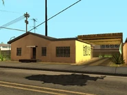 Cesar Vialpandos Haus.jpg (63 KB) Frontansicht seines Hauses