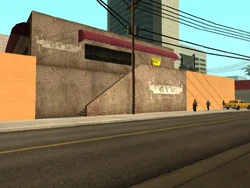 Below the Belt-Fitnessstudio