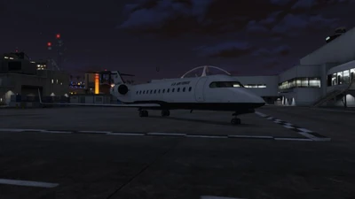 Der Miljet im Dunkeln, in Vorder- und Seitenansicht