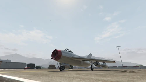 Mit Lenkraketen und Zusatztank