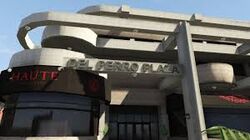 Del Perro Plaza Restaurant