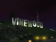 Vinewood.jpg (47 KB) San Andreas: Der Schriftzug in der Nacht