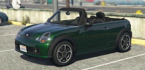 Das Fahrzeug mit geöffnetem Verdeck