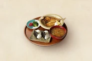 An Eastern Meal ((東のほうの飯, Higashi no hō no meshi?) d47食堂 Restaurant