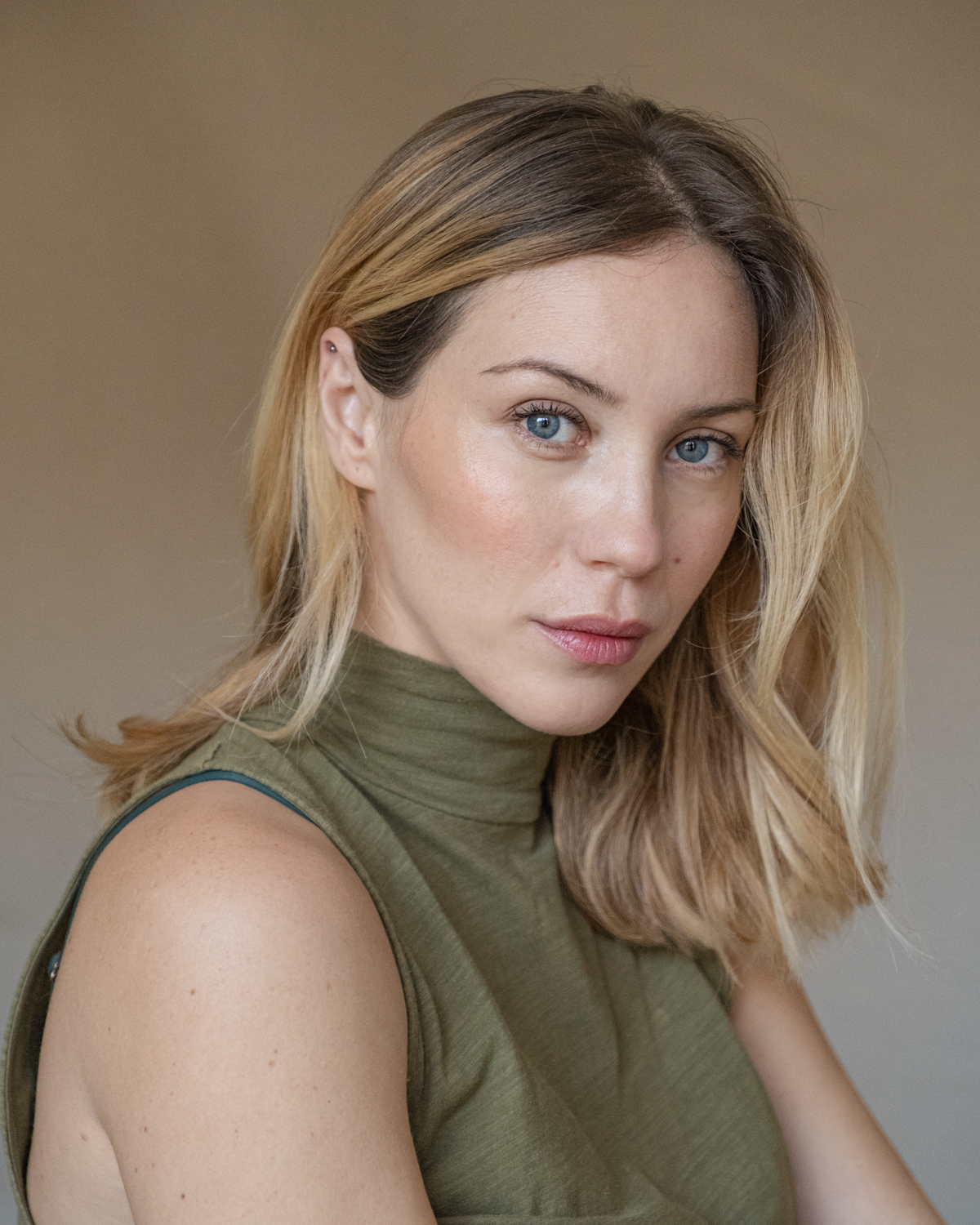 Gaelle Dans Demain Nous Appartient Julie Dommanget | Wiki Demain nous appartient | Fandom