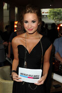 Demi-2010 (4)