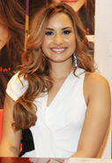 Demi Lovato - Demi Lovato Wiki (11)