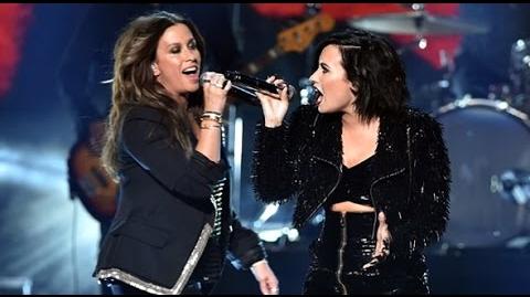 Alanis_Morissette_-_You_Oughta_Know_and_Demi_Lovato_AMA_2015