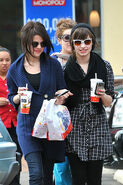 Selena-gomez-and-demi-lovato-at-mcdonalds