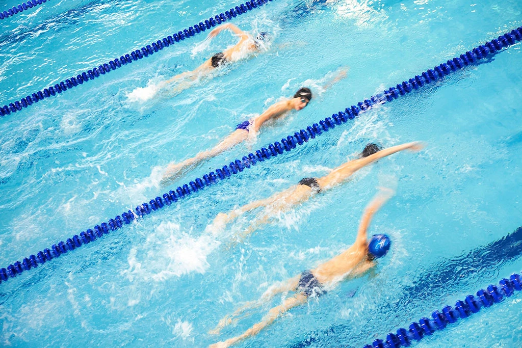 Синхронное плавание для детей в москве. Прикладное плавание. Плавание нептун. Учебные занятия по плаванию. Учебные занятия по плаванию.