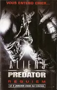 Aliens vs Predator Requiem Xeno Poster Francés.webp (228 kB) Cartel francés donde aparece un Xenomorfo