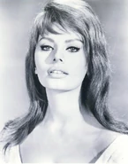 Sophia Loren (een inspiratie van Fabio Bono) - Sophia werd uiteindelijk gebruikt als inspiratie voor Galaxa