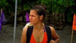 Sandra al perder el Desafío a Muerte