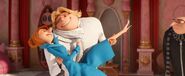 Despicable-me-3-Dru hugs Lucy