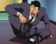 Kogoro se tropieza con la cinta