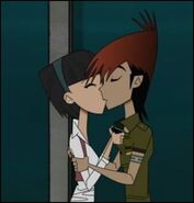 Tina and Lee Kissing!!