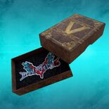 V's book as a case in the Collector's Edition of the game