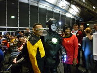 Kostümwettbewerb-Gewinner "La Forge" und "Uhura" mit Borg
