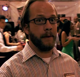 Man with Glasses S6E1