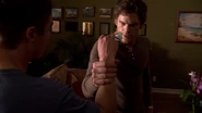 Dexter reminds Jonah of his broken finger