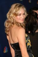Yvonne Strahovski.jpg (84 KB)