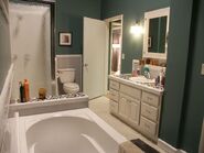 Bathroom.jpg (86 KB) Bathroom