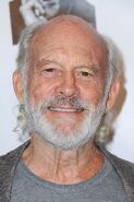 Max Gail9