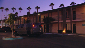 1 Tampa Hotel S4E8