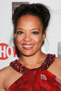 Lauren Velez7