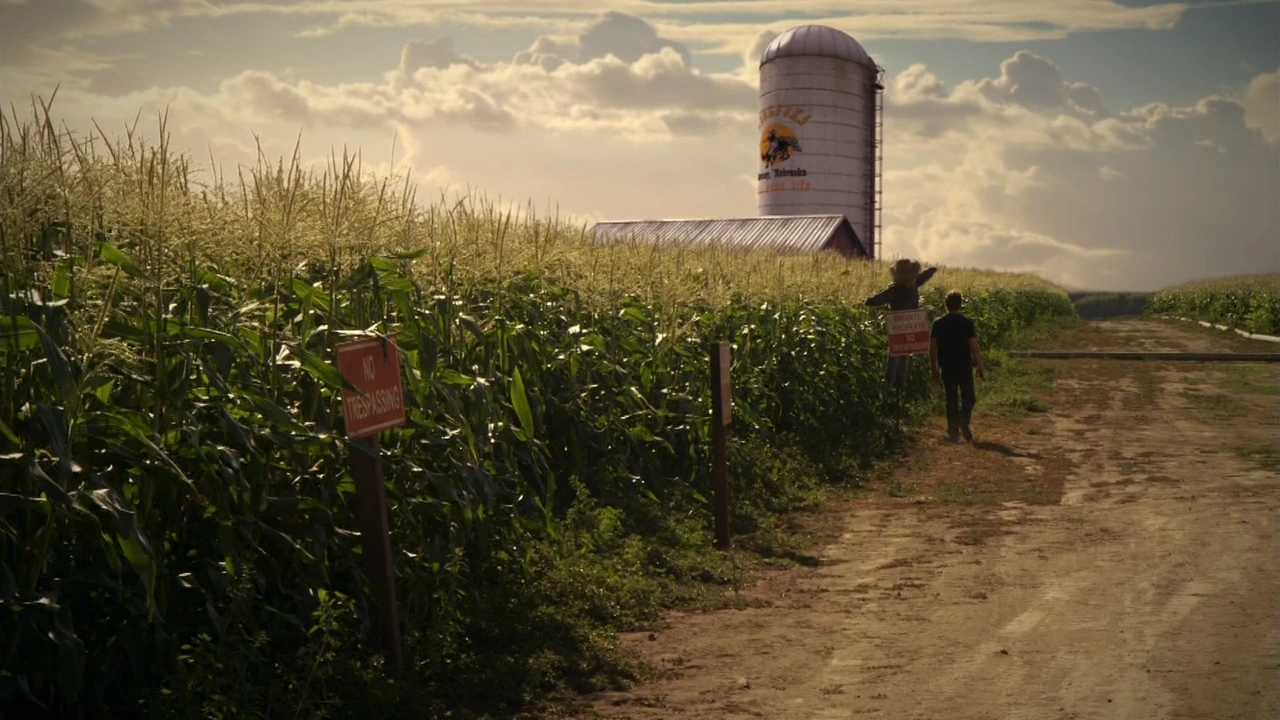 Carmel Pine Cone, September 3, 2004, image size:1280x720