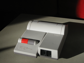 任天堂 ENTERTAINMENT System USA仕様 Original Nintendo Entertainment System Deluxe Set 1984/1985