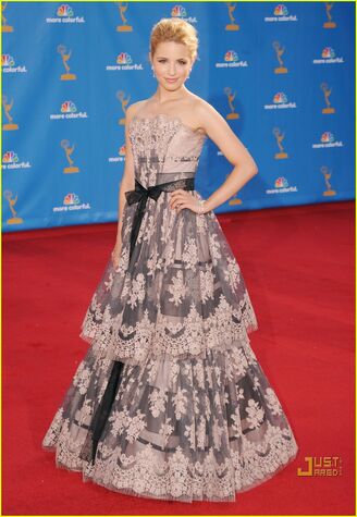 Red Carpet Dresses Dianna Agron Rox Wiki Fandom