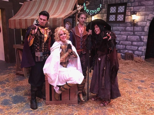 Main cast at the "Stream of Many Eyes" event