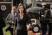 Maggie-gyllenhaal-in-white-house-down-2013-movie-image