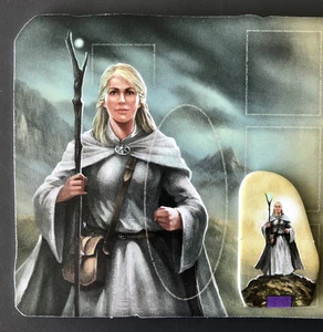 Earas Heldentafel und Heldenfigur aus Die letzte Hoffnung