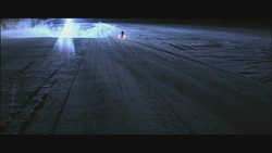 John McClane waving his makeshift flares on Runway 29